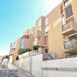 Nice And Modern Apartment Emili