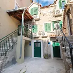 Apartments Jerolim