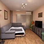 Apartment Traveler