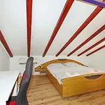 Apartment House Split
