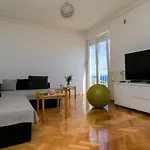 Apartment Dionis