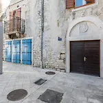 Ria Apartment In Diocletian Palace