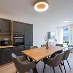 D33 Apartment