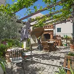 Bossa Studio Apartments