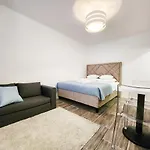 #22 Apartment Split Center
