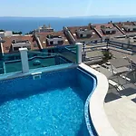 Apartment Lux Katija