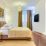 Irini Luxury Rooms