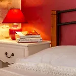 Studios Aurelia Palace