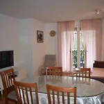Apartment Aria Split