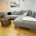 Apartment Naomi Znjan Split
