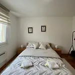 Jj Apartment Split
