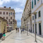 Old Town Split Apartment Alea