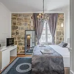 Hotel Black
