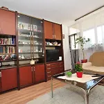 Apartment Nelson