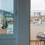 Big Nick\'S Penthouse