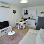 New And Modern Apartment Baroni