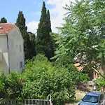 Split Apartments 4