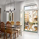 Frankovich Central Apartment