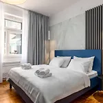 Frankovich Central Apartment