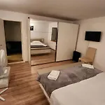 Live In Split