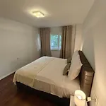 New 1 Bedroom Near Center And Beach