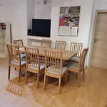 Spacious 140M2 Downtown 3 Bedroom Apartment