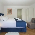 Guest House Kuseta
