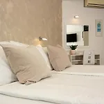 Apartments Lovret Flowers