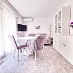 Split Rooms