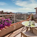 Lucio Suites