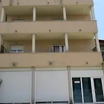 Split Apartment D
