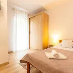 Large Stylish 3 Bedroom Apartment Nancy For 5 People