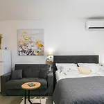 Studio Apartment Mot