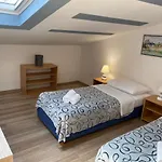 Apartmans And Rooms Madunic I