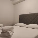 Luxury Apartment Tina By The Beach Znjan