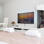 Royal Luxe