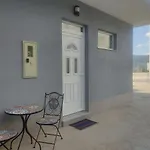 Apartment Gogo Free Parking