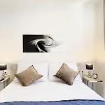 Gita - Modern Apartment & Room