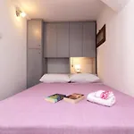 Central Apartment Rose In Hearth Of Split