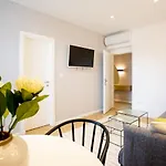 Top Floor Luxury Suite