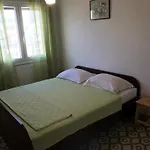 Three Bedroom Apartment Laura