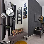 Spacious Apartment Center