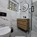 Kolombo Lux Apartment