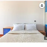Capital Rooms