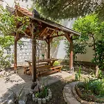 Apartment Paradise Garden