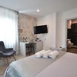 Bernardi Rooms 2