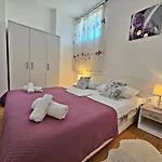 Apartments Moni 2