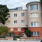 Apartments Sand Beach