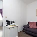 Romantic Luxury Rooms