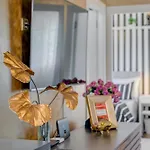 Spacious Lux Beach Apartment